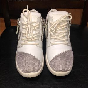 - Giuseppe Zanotti Sneakers !